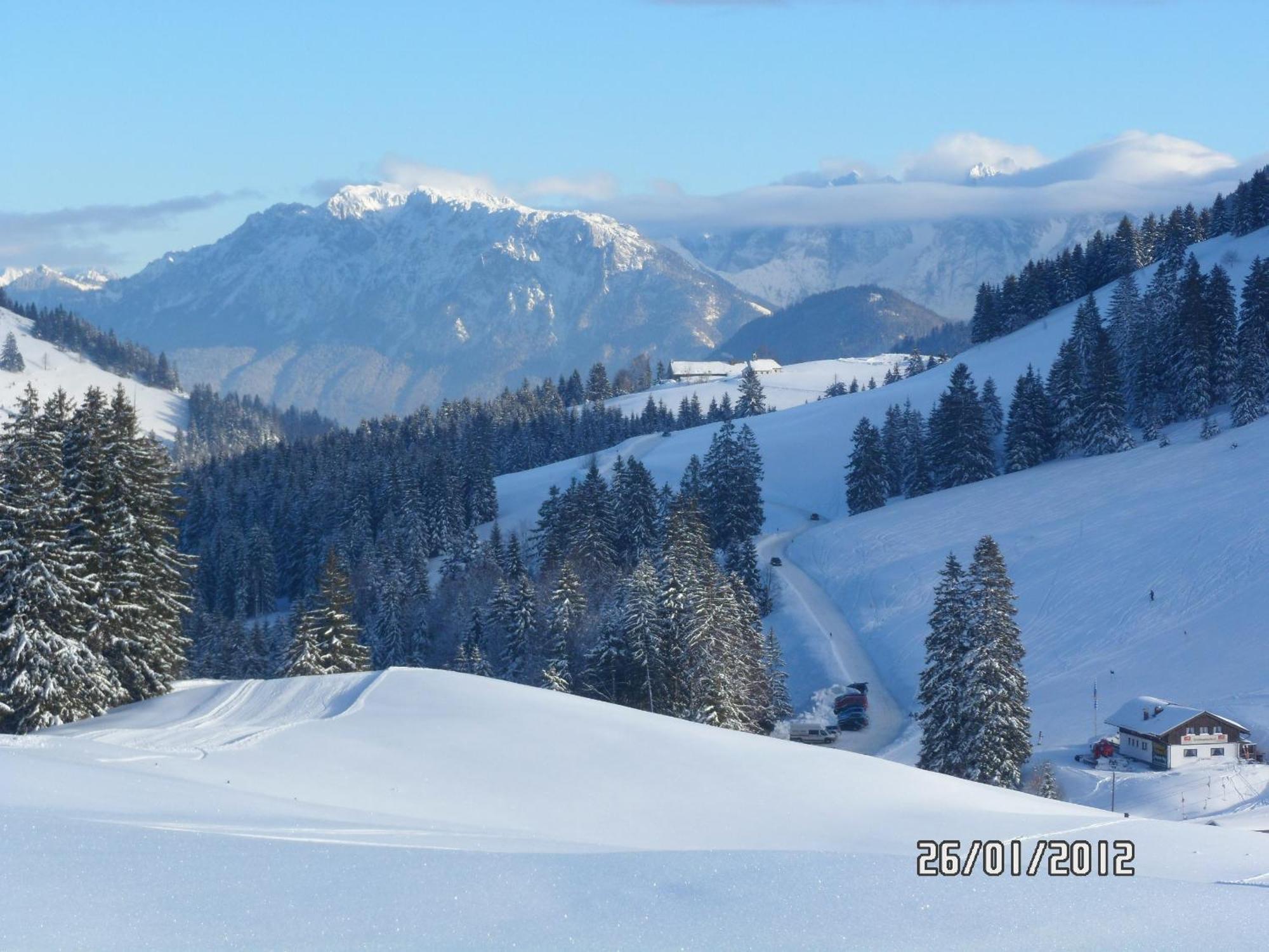 Отель Berggasthaus Kraxenberger Бранненбург Экстерьер фото